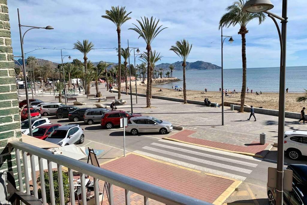 En Primera Linea De Playa Con Vistas Appartement